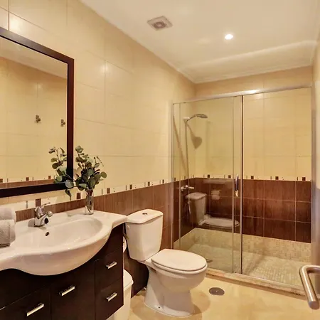 La Concha With Pool For Kids! Apartment *