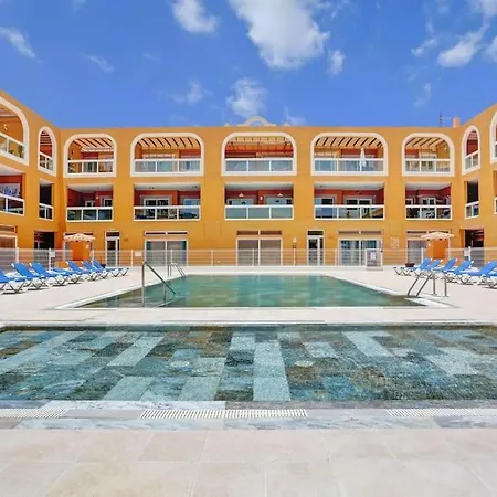 La Concha With Pool For Kids! Apartment
